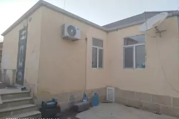 Satılır Həyət Evi Bakıda