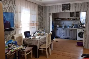 Satılır Həyət Evi Bakıda
