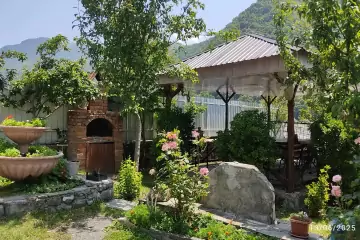 Günlük Kirayə Həyət Evi Qax Rayonunda