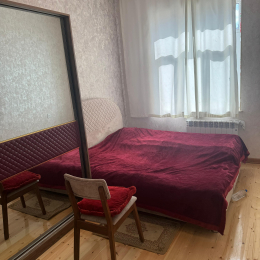 Satılır 5 otaqlı bağ evi 230 m², 4 sot  torpaq, Buzovna