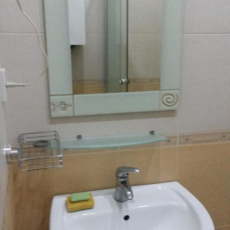 Kirayə 3 otaqlı Köhnə Tikili 90 m², Mərkəz