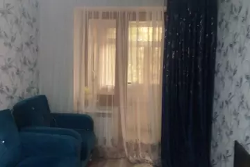 Satılır Köhnə Tikili 9-cu Mikrorayonda