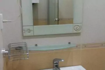 Aylıq Kirayə Köhnə Tikili Mərkəzdə