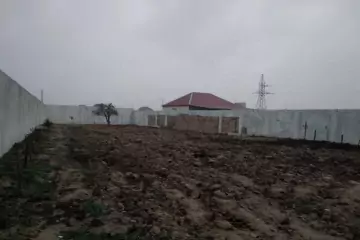 Satılır Həyət Evi Qalada