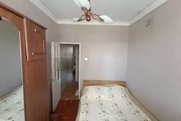 Satılır Köhnə Tikili Lökbatanda