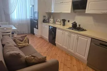 Satılır Həyət Evi Ramanada