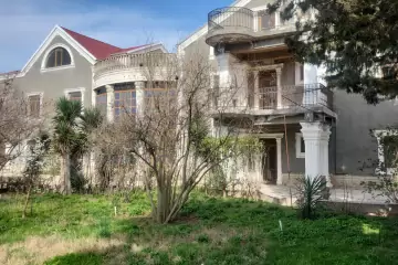 Satılır Bağ Evi Mərdəkanda