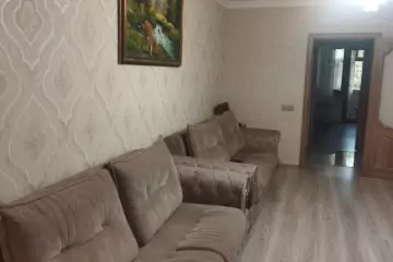 Satılır Köhnə Tikili 9-cu Mikrorayonda