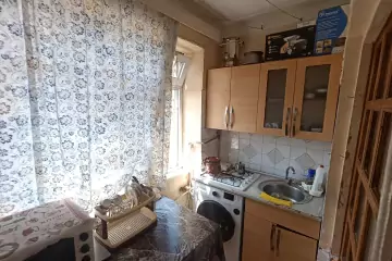 Satılır Köhnə Tikili Lökbatanda