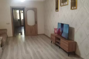 Satılır Köhnə Tikili 9-cu Mikrorayonda