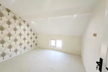 Satılır Yeni Tikili Masazırda