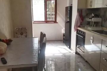 Satılır Köhnə Tikili 9-cu Mikrorayonda