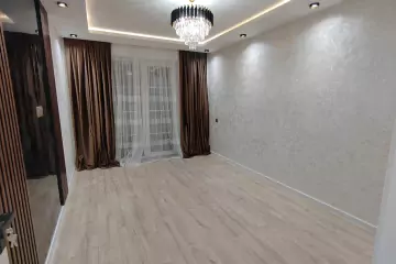 Satılır Köhnə Tikili 8-ci Mikrorayonda