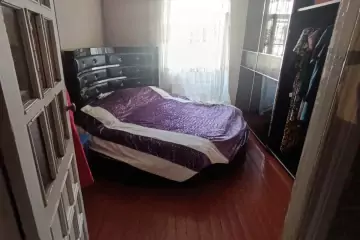 Satılır Köhnə Tikili Lökbatanda