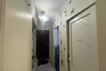 Satılır Köhnə Tikili Elmler Akademiyasıda