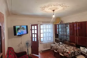 Satılır Köhnə Tikili Lökbatanda