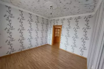 Satılır Köhnə Tikili Bakı Kinoteatrıda