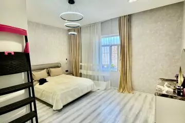 Satılır Həyət Evi Binədə