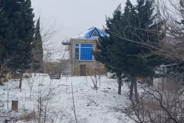 Satılır Bağ Evi Novxanıda