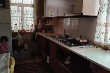 Satılır Həyət Evi şahsevənlərdə