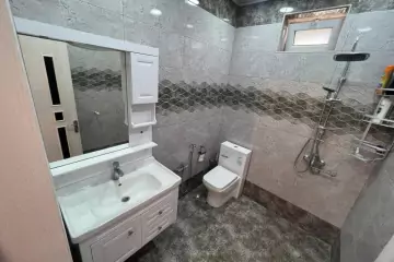 Satılır Bağ Evi Buzovnada 