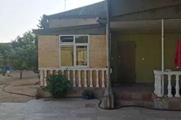 Satılır Həyət Evi şüvəlanda 