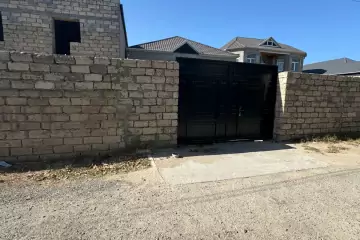 Satılır Həyət Evi Binədə