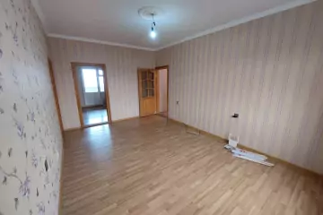Satılır Köhnə Tikili Bakı Kinoteatrıda