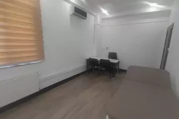 Aylıq Kirayə Ofis Beşmərtəbədə