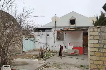Satılır Həyət Evi şahsevənlərdə