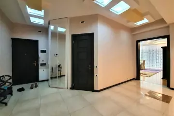 Aylıq Kirayə Yeni Tikili 28 May Metrosu ətrafında