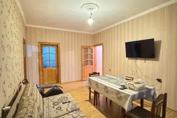 Satılır Köhnə Tikili Bakı Kinoteatrıda 