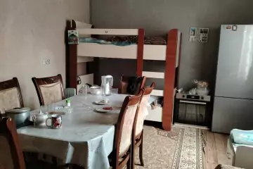 Satılır Həyət Evi şahsevənlərdə
