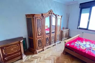 Satılır Yeni Tikili Elmler Akademiyasıda