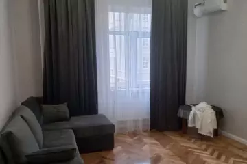Aylıq Kirayə Köhnə Tikili Rusiya Səfirliyida
