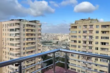 Satılır Yeni Tikili Elmler Akademiyasıda