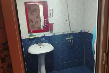 Satılır Köhnə Tikili Qaraçuxurda