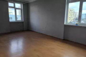 Satılır Köhnə Tikili Xırdalan şəhərində 