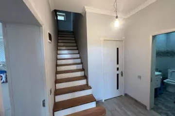 Satılır Bağ Evi Buzovnada