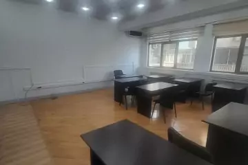 Aylıq Kirayə Obyekt Beşmərtəbədə 