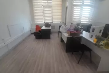 Aylıq Kirayə Obyekt Beşmərtəbədə