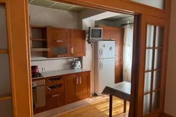 Satılır Köhnə Tikili Montində
