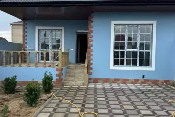 Satılır Bağ Evi Savalan Qəsəbəsida 