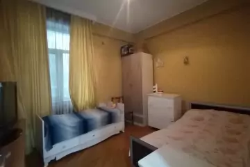 Satılır Yeni Tikili Beşmərtəbədə