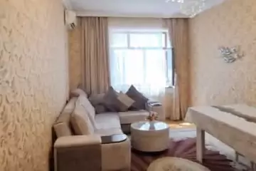 Satılır Həyət Evi Yeni Ramana Qəsəbəsida
