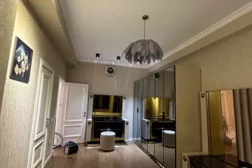 Satılır Yeni Tikili Nərimanov Parkı