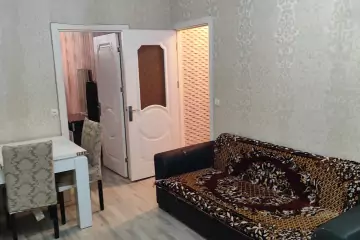 Satılır Köhnə Tikili 4-cü Mikrorayonda