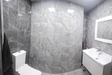 Satılır Yeni Tikili Yeni Yasamalda