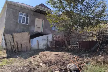Satılır Həyət Evi Masazırda 