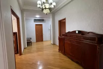Aylıq Kirayə Yeni Tikili Mərkəzdə